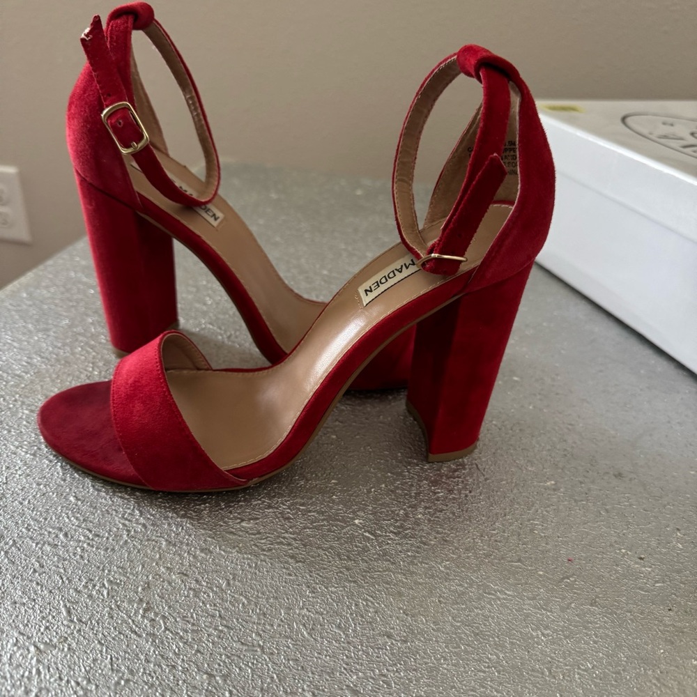 Steve Madden Bold Red Heeled Sandals - Picture 8 of 8